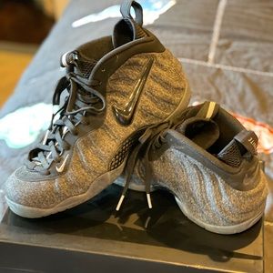 Nike Foamposite Pro men's sneakers